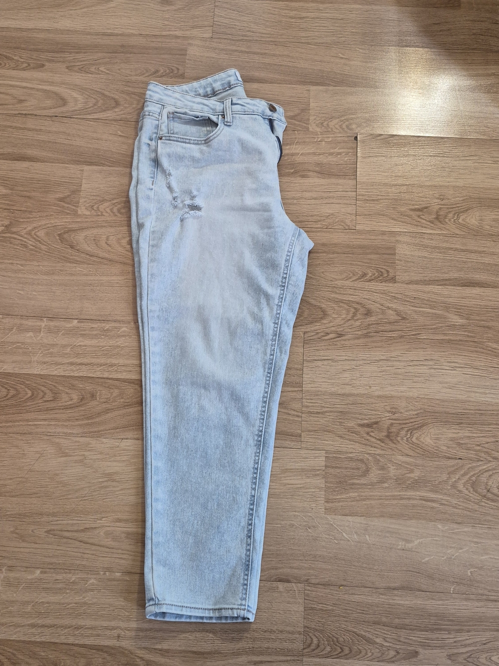 Time and Tru light blue denim jeans